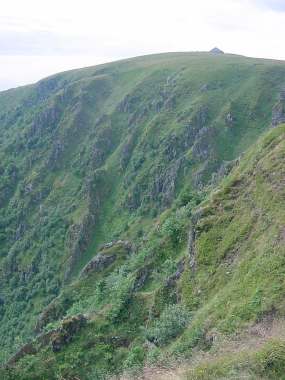 Steile rotswanden bij Le Hohneck