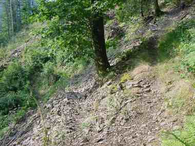 Steile zig-zag beklimming nabij Mittlach